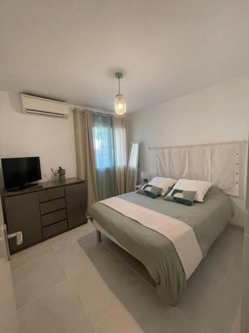 Maison 3Chambres ,Climatisee ニーム エクステリア 写真
